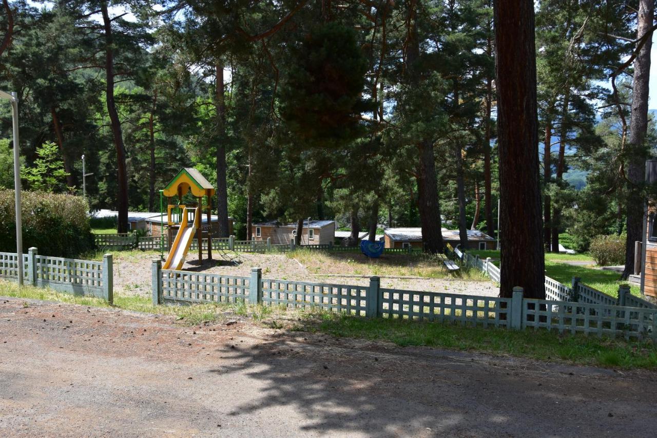 Camping Domaine Du Lac Chambon ミュロル エクステリア 写真