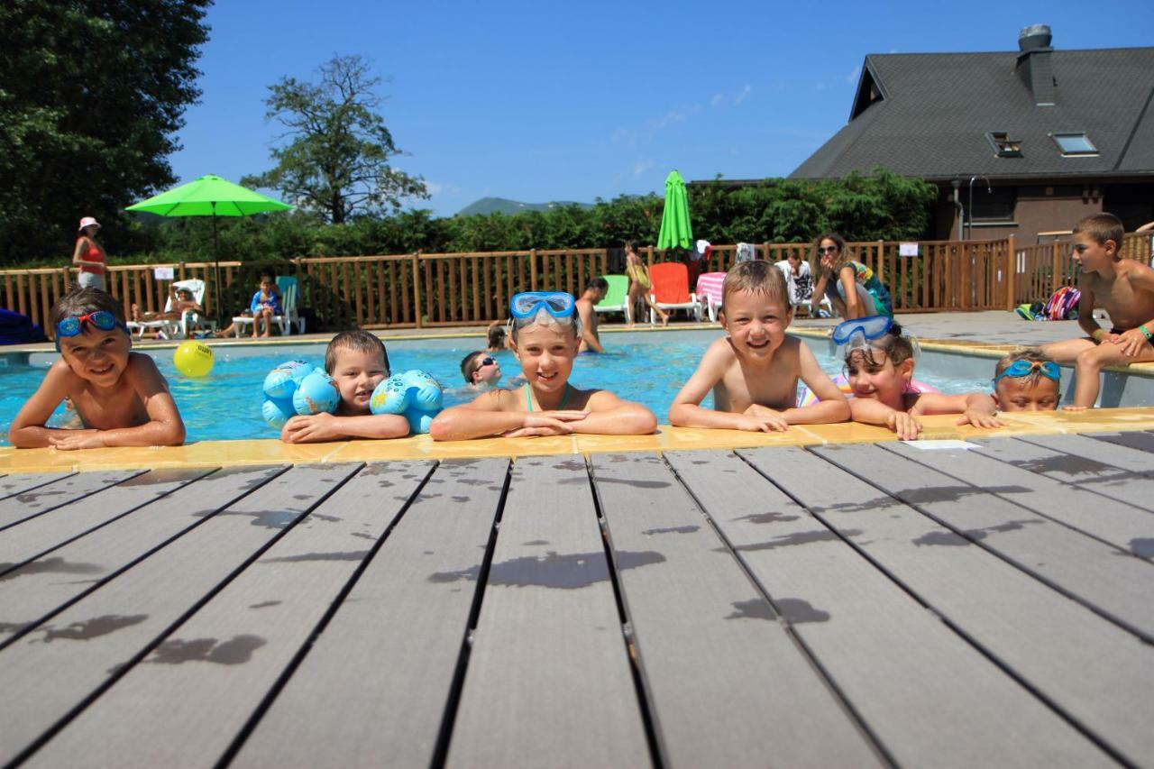 Camping Domaine Du Lac Chambon ミュロル エクステリア 写真