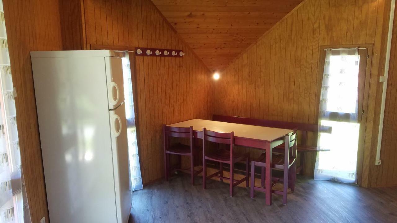 Camping Domaine Du Lac Chambon ミュロル エクステリア 写真